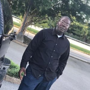 Meet your Posher, Bruce